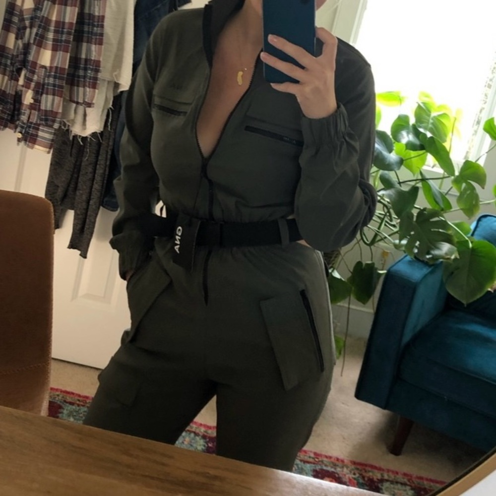 GNA jumpsuit excellent condition size XS